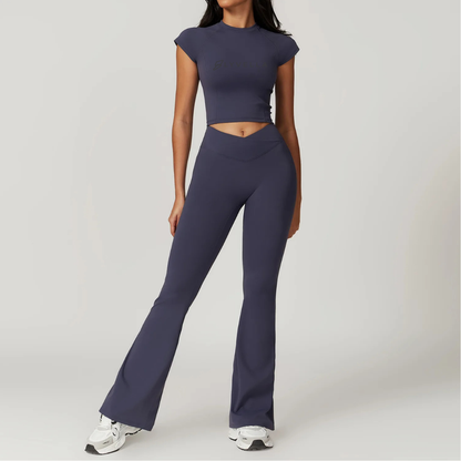 Seamless Set Lyvella Move Sculpt — Short-Sleeve Crop Top + Leggings